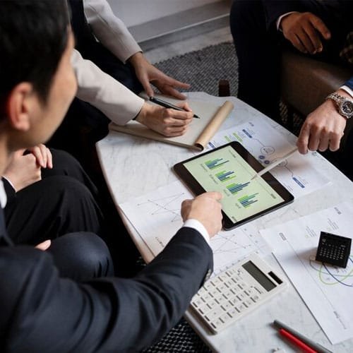 CryptoMate kickoff meeting, representing initial consultations and cryptocurrency investment goal setting with clients.